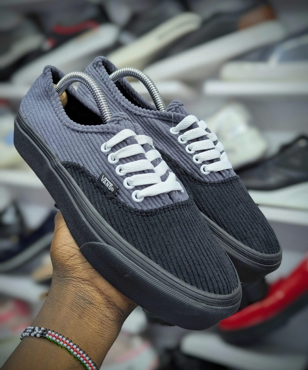 Classic Vans Authentic Sneakers Featuring Premium Navy Corduroy Upper, Lightweight Canvas Feel, Durable Rubber Sole, And Timeless Low Top Silhouette For Everyday Casual Style