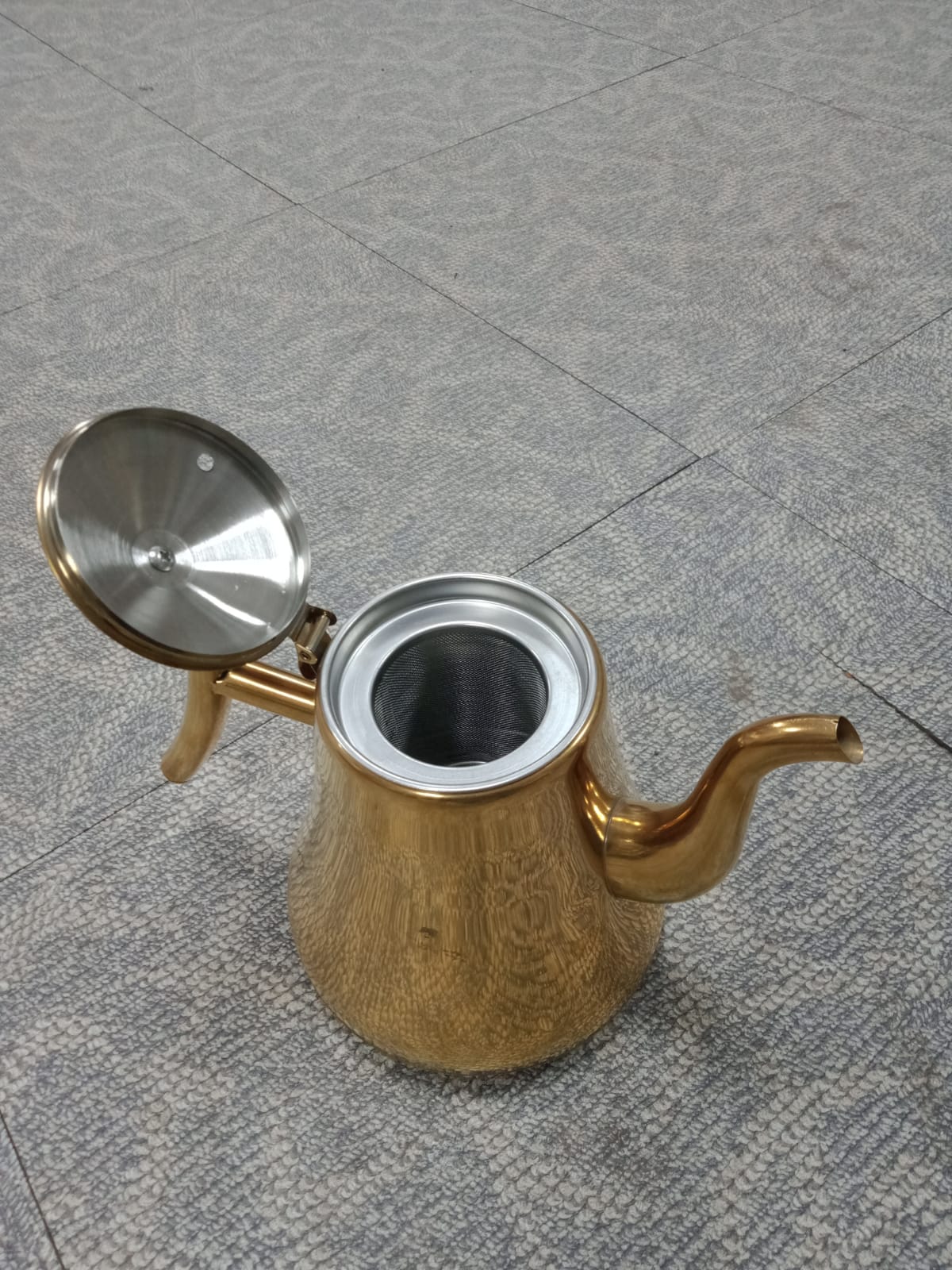 2 LITRES KASHI STAINLESS STEEL ELECTRIC KETTLE - This electric kettle boils water faster than a microwave and safer than using a stovetop kettle Perfect for college dorms (1pc)