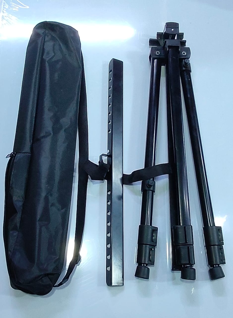 white boards stand standard size.