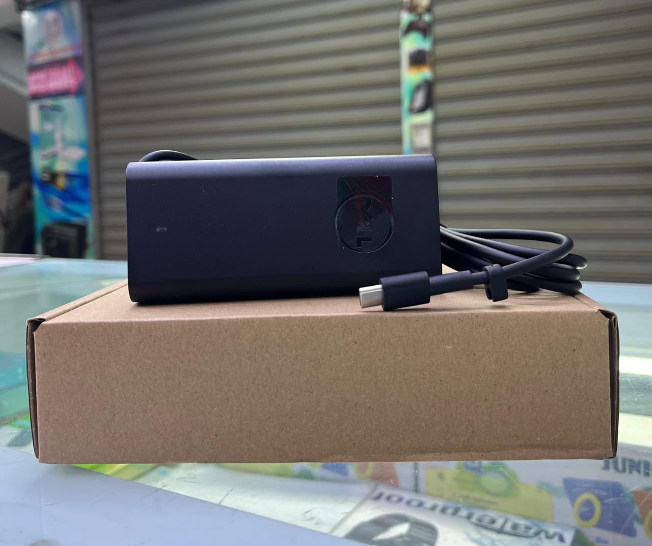 DELL TYPE -C LAPTOP CHARGER 20V BY 3.25A 65WATTS COMPLETE