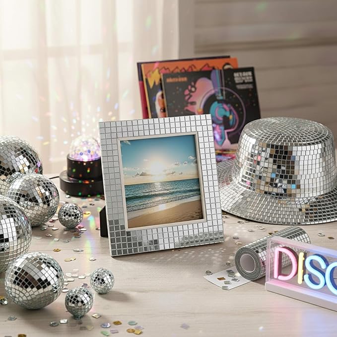 1600Pcs Self‑Adhesive Disco Mirror Mosaic Tiles, 5x5mm Silver Square Glass Sticker, DIY Craft Supplies for Disco Ball Vase Pot Art Project Home Indoor Outdoor Party Wall Decoration
