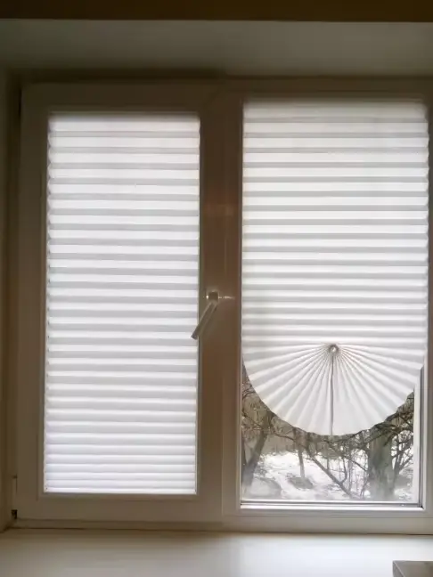 curtain,Stick On Blinds for Windows, No Drill Blinds, No Drilling Door Blinds, Light Filtering Pleated Waterproof Paper Blinds and Shades, Clip On Waterproof Blinds for Kitchen Patio Bathroom