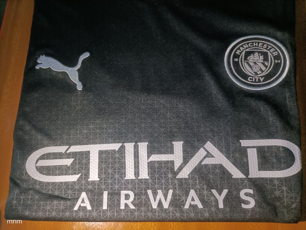 ALERT PRICE DROP!! Manchester City 2025/26 Away Jersey – "Legacy Edition" All-Black. Celebrate City’s history with this stunning 2025/26 Away Kit.