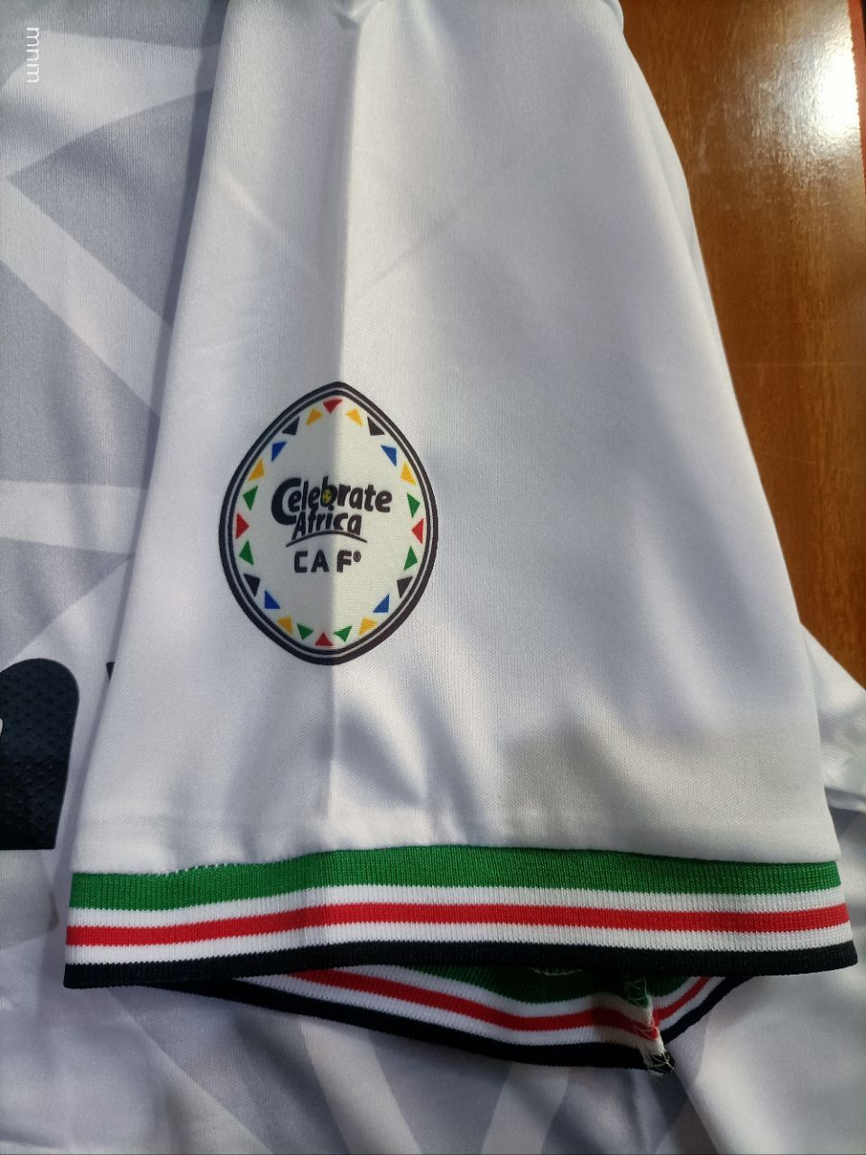 🔥🔥UNISEX WHITE KENYAN JERSEY. If you’re a true fan of the Harambee Stars or just want to rock the cleanest drip in the city, this is it. This is National Pride woven into every fiber.