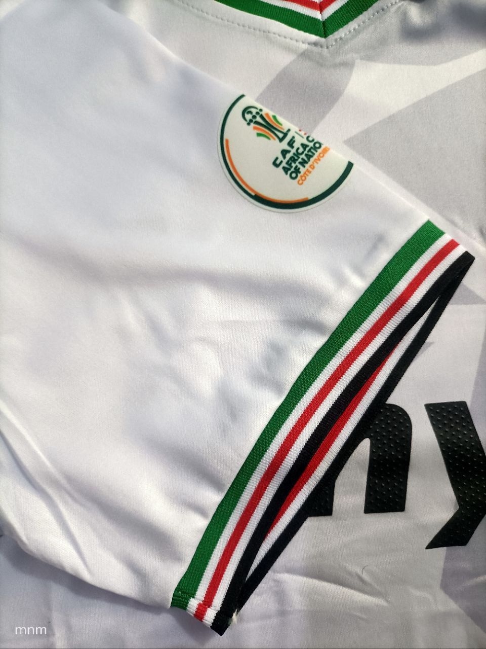 🔥🔥UNISEX WHITE KENYAN JERSEY. If you’re a true fan of the Harambee Stars or just want to rock the cleanest drip in the city, this is it. This is National Pride woven into every fiber.