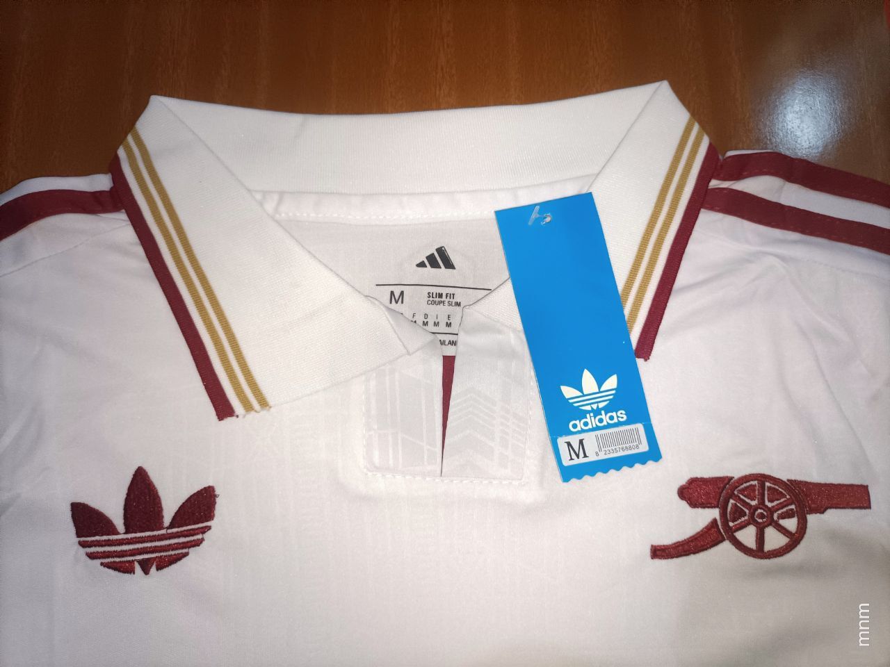 🔥🔥HOT SALE PREMIUM WHITE ARSENAL JERSEY 25/26 Season. Tell me a cleaner kit... I'll wait. 💅 The Arsenal White Edition is officially the MVP of my wardrobe.#ArsenalFC #Streetwear #CleanFit