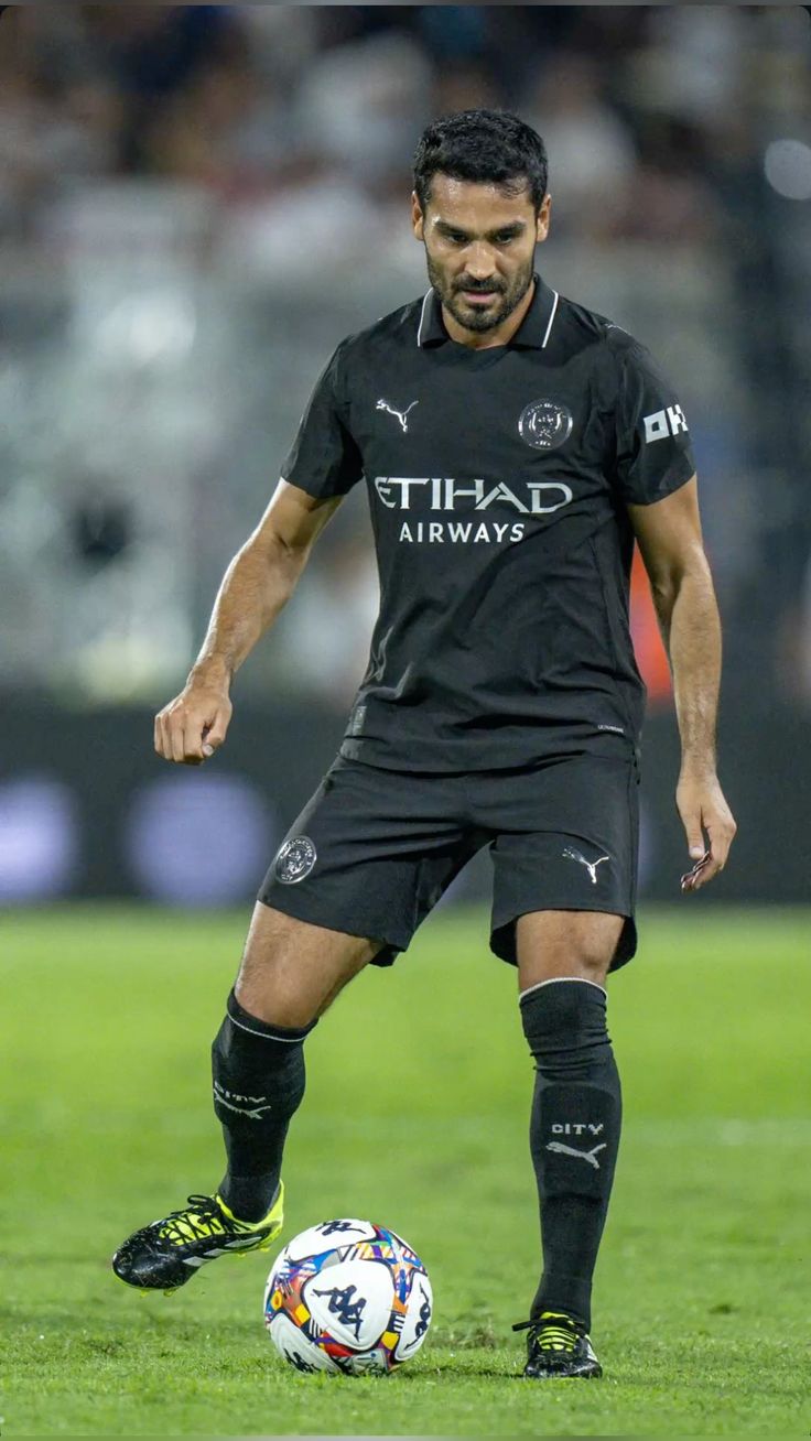 ALERT PRICE DROP!! Manchester City 2025/26 Away Jersey – "Legacy Edition" All-Black. Celebrate City’s history with this stunning 2025/26 Away Kit.