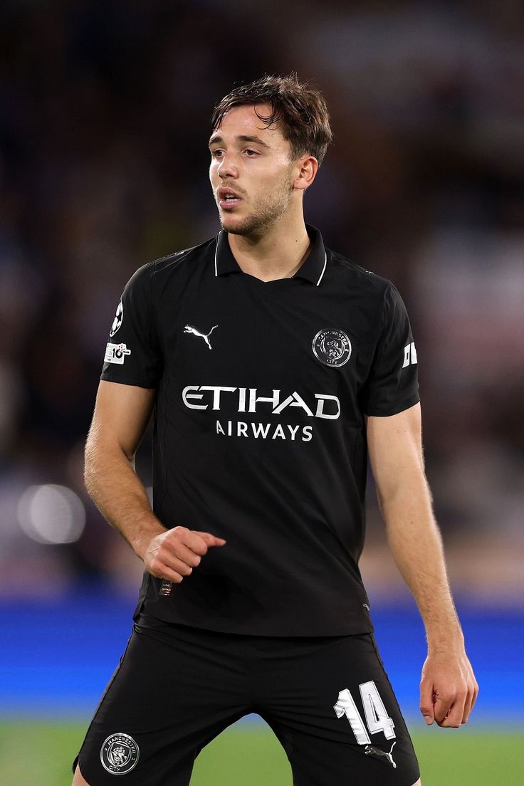 ALERT PRICE DROP!! Manchester City 2025/26 Away Jersey – "Legacy Edition" All-Black. Celebrate City’s history with this stunning 2025/26 Away Kit.