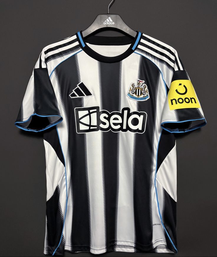 Newcastle 25/26 season "Monochrome" Edit: Iconic Aura Only. This isn't just a kit; it’s a high-contrast streetwear staple that screams "Main Character Energy." This is the final boss of jerseys.
