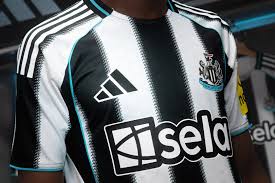 Newcastle 25/26 season "Monochrome" Edit: Iconic Aura Only. This isn't just a kit; it’s a high-contrast streetwear staple that screams "Main Character Energy." This is the final boss of jerseys.