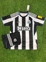 Newcastle 25/26 season "Monochrome" Edit: Iconic Aura Only. This isn't just a kit; it’s a high-contrast streetwear staple that screams "Main Character Energy." This is the final boss of jerseys.