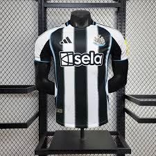Newcastle 25/26 season "Monochrome" Edit: Iconic Aura Only. This isn't just a kit; it’s a high-contrast streetwear staple that screams "Main Character Energy." This is the final boss of jerseys.