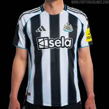 Newcastle 25/26 season "Monochrome" Edit: Iconic Aura Only. This isn't just a kit; it’s a high-contrast streetwear staple that screams "Main Character Energy." This is the final boss of jerseys.