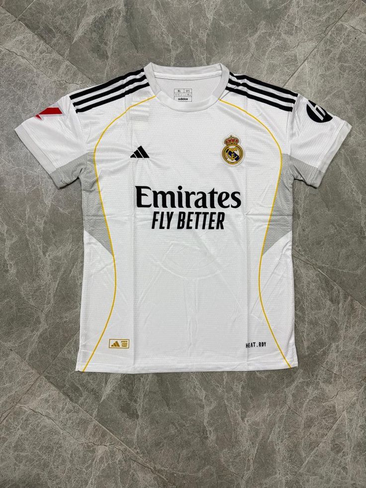 🔥🔥HOT SALE!! (WHITE) REAL MADRID JERSEY.