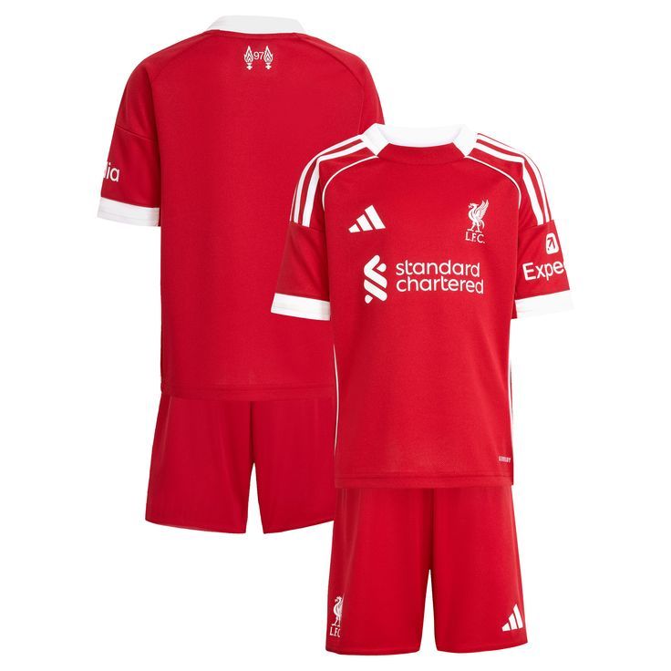 ❤️ Liverpool FC Kids' Home jersey set. This isn't just a shirt; it’s a matching jersey and shorts combo that provides a professional, unified look that kids absolutely love.
