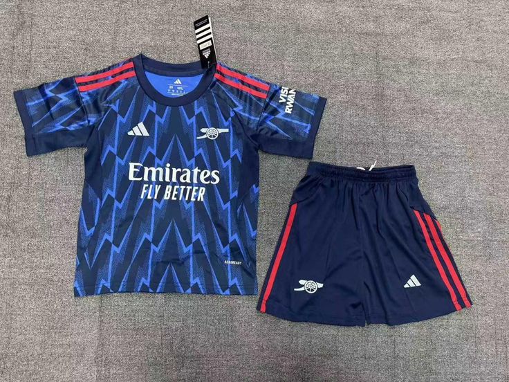 PRICE DROP! Arsenal FC Kids' Away Kit 25/26 – Full 2-Piece Jersey & Shorts Set. Tired of replacing worn-out play clothes? Our Arsenal Away Set is engineered for the high-impact energy of active kids.