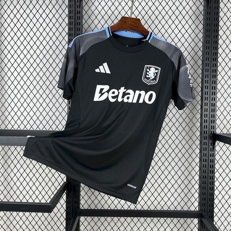 Aston Villa 2024/25 Third Jersey – 150th Anniversary Edition. 🏆 Midnight Navy. Perfect blend of high-performance tech and streetwear style—whether you’re in the stands or on the streets.
