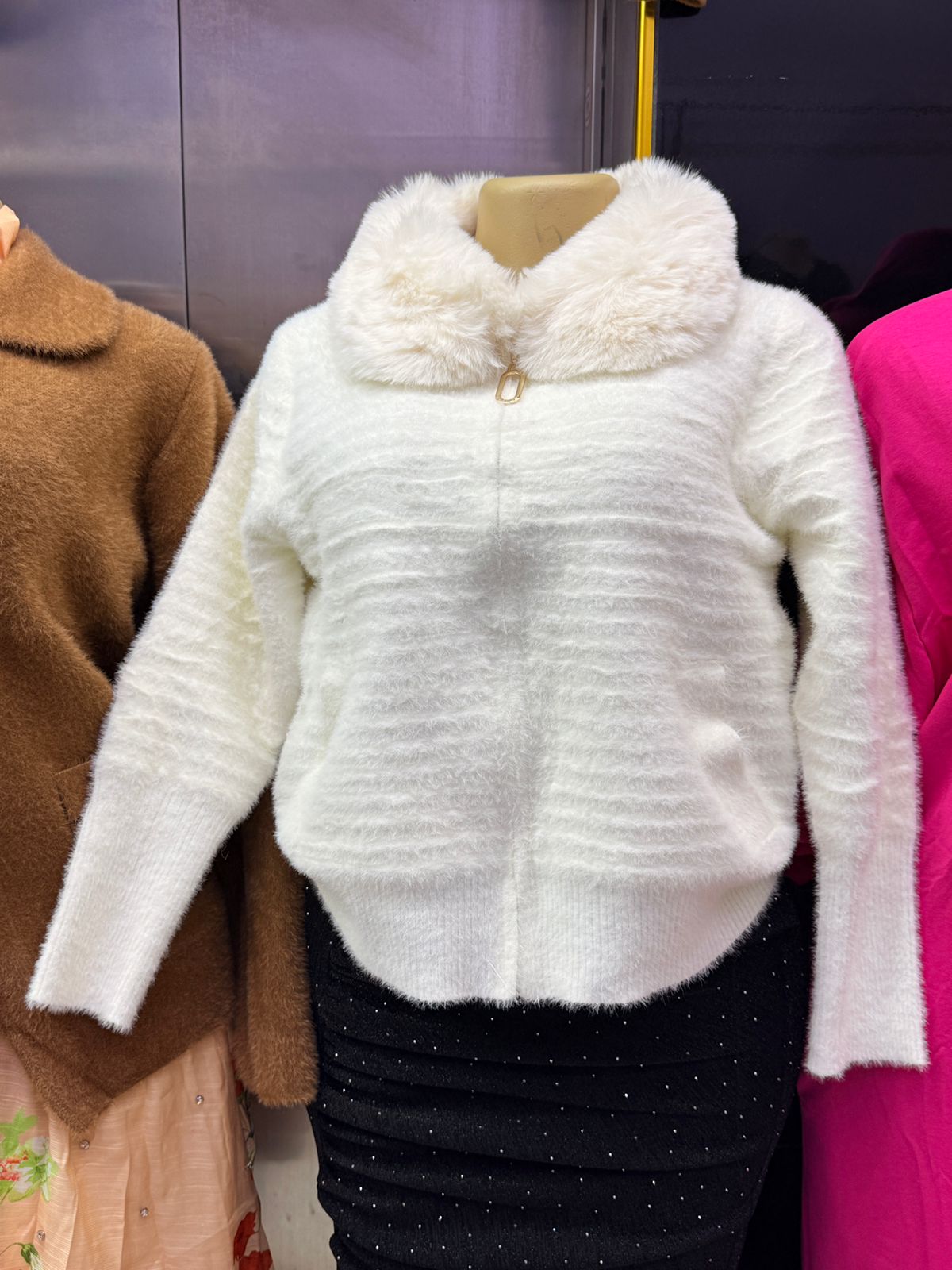 Women's Ivory Luxe Fur-Collar Knit Sweater- One size can  fit All-sophisticated and elegant piece designed to bring warmth, comfort, and timeless style to your wardrobe.