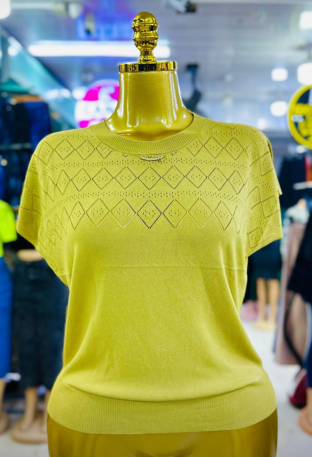 The Golden Aura Luxe Knit Top-One size fits ALL- designed to elevate everyday style with a touch of refined elegance. Its radiant one instantly captures attention, making it a standout piece.