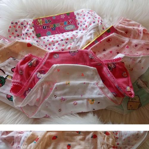 Girls Cotton Underwear Sets (6 Pack) – Classic cotton girls’ panties in assorted designs and colours – similar in quantity and material to the 3D Fashion set.