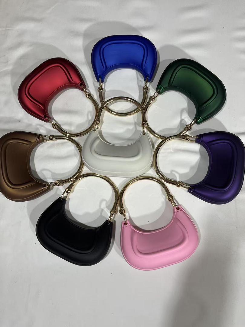 Fancy Chrome Designer-Style Purse – Futuristic Hard-Shell Handbag with Gold Chain, Statement Fashion Bag for Weddings, Dinner Dates & Special Occasions.”