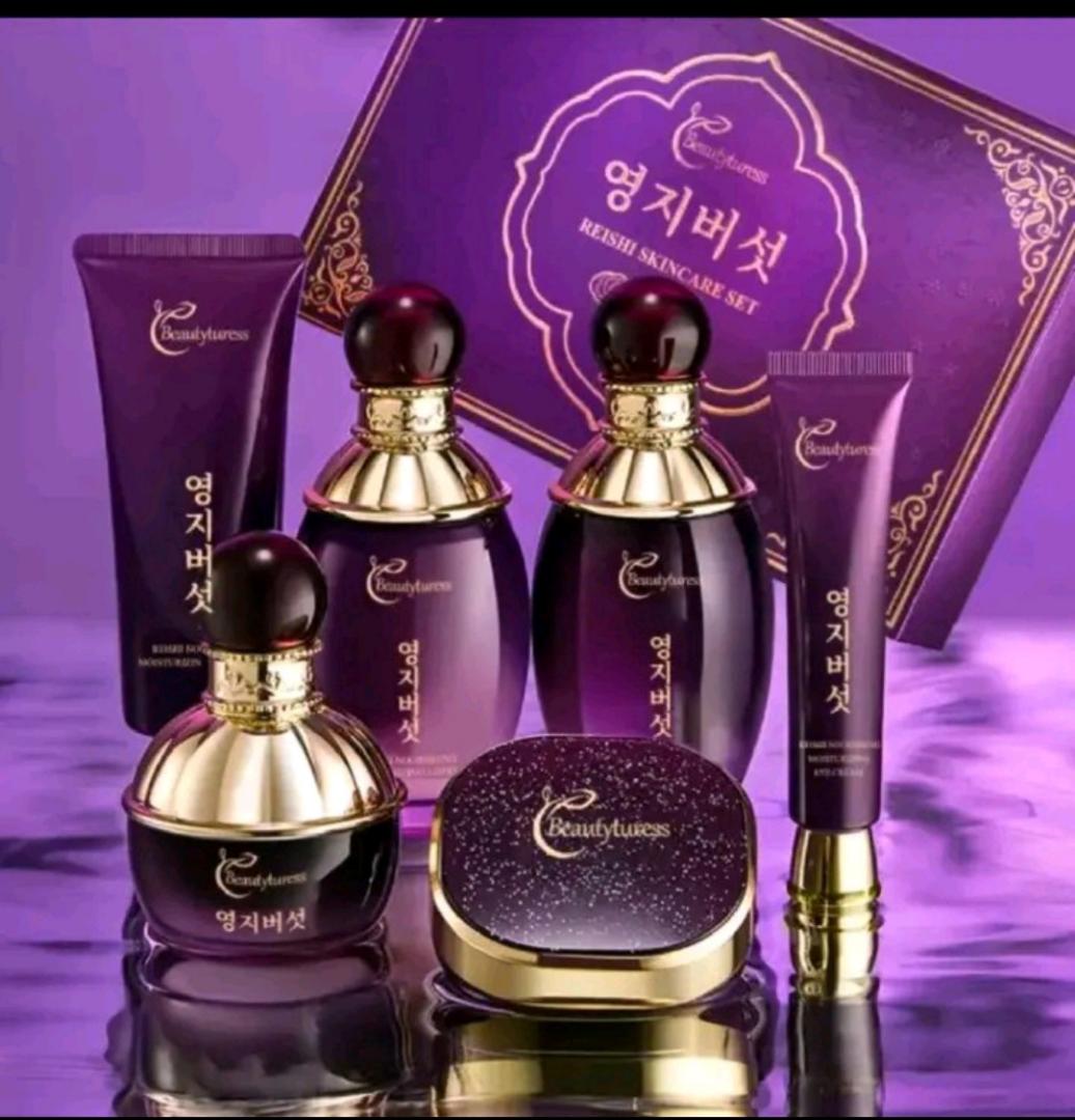 [100% ORIGINAL ] Korean  Mushroom SKIN-CARE Package/Set.. LINGZHI Mushroom Package ,Set of 6 Products.(DISCOUNTED)