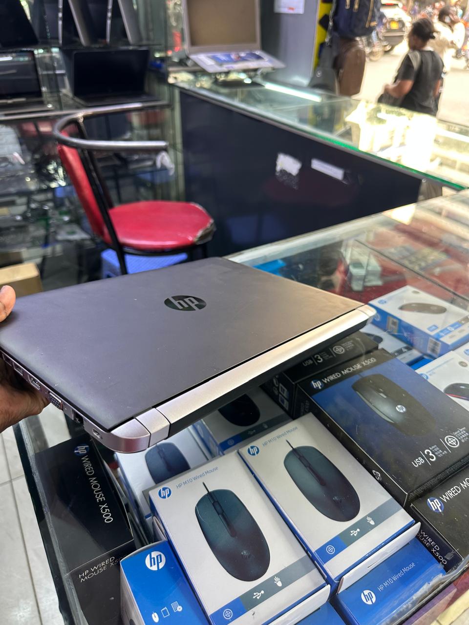 256 GRADE A HP PROOBOOK 440G3 INTEL CORE I5 6TH GENERATION 8GB RAM 256 SSD 13.6 SCREEN INCH WITH SPEED OF 2.5GHz