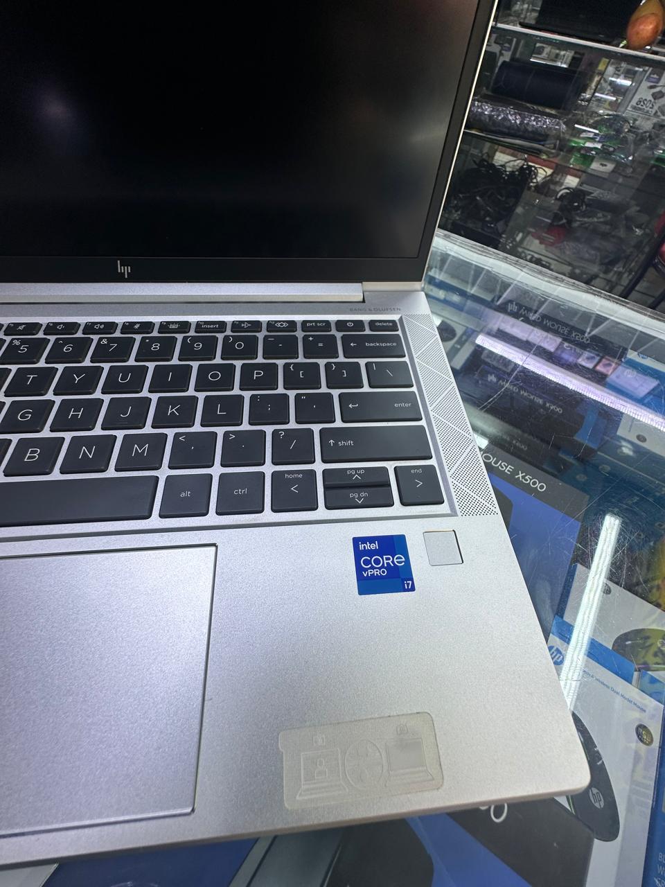 GRADE A EX UK HP ELITEBOOK 830 G8 INTEL COI7 11TH GEN TOUCHSCREEN 16GBRAM 512SSD 6MONTH OF WARANT SPEED OF 3.0GHZ