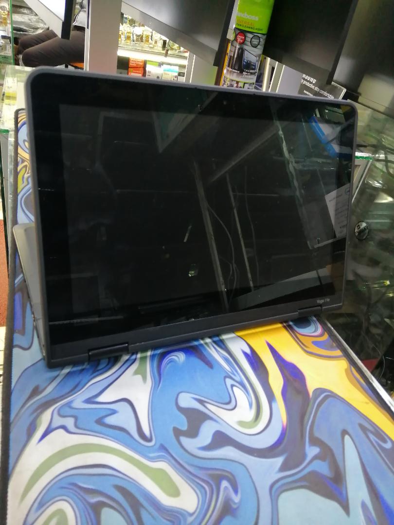 Grade A Laptops Lenovo ThinkPad X360 yoga 11e Intel Celeron N4100 CPU  4gbram 128GB ssd touchscreen 12'' with 6month of warranty