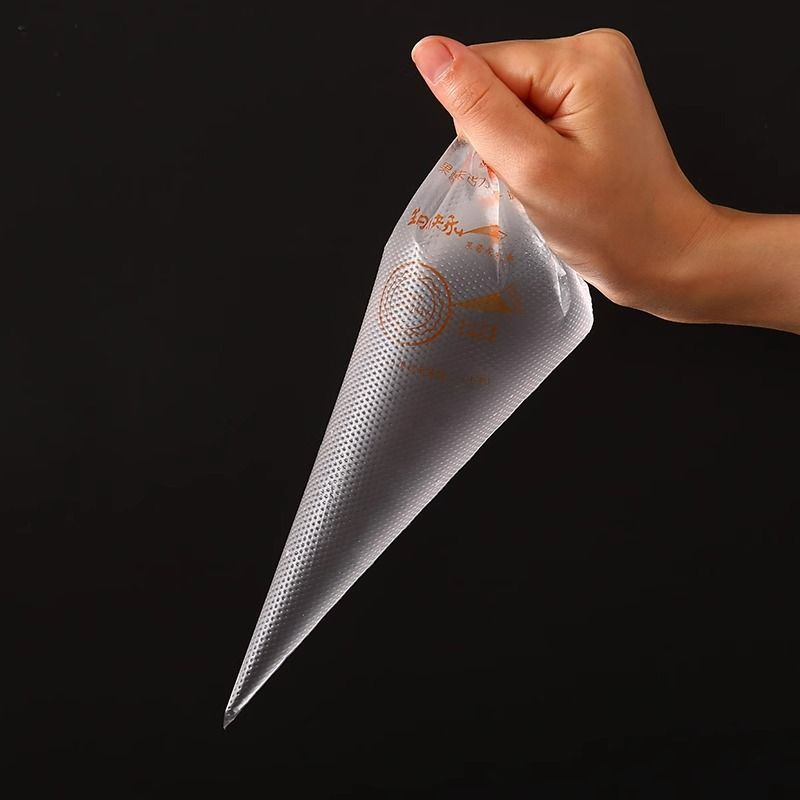 7 pcs Cake decorating bag with nozzle - A household disposable baking tool for preparing baby's complementary food. Cake cream decorating bag - Stainless steel piping tool for cake decoration.