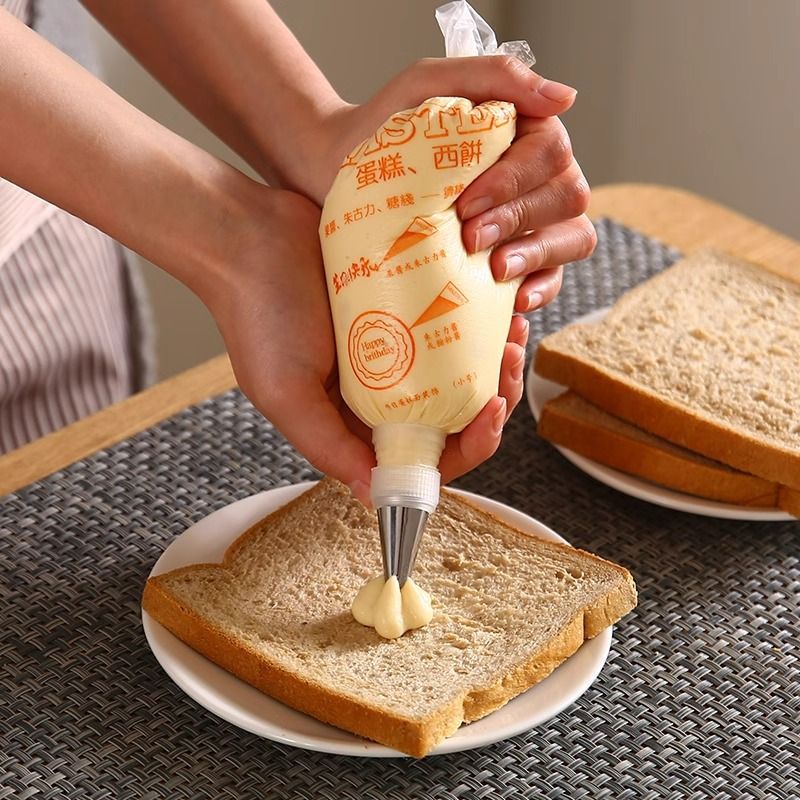 7 pcs Cake decorating bag with nozzle - A household disposable baking tool for preparing baby's complementary food. Cake cream decorating bag - Stainless steel piping tool for cake decoration.