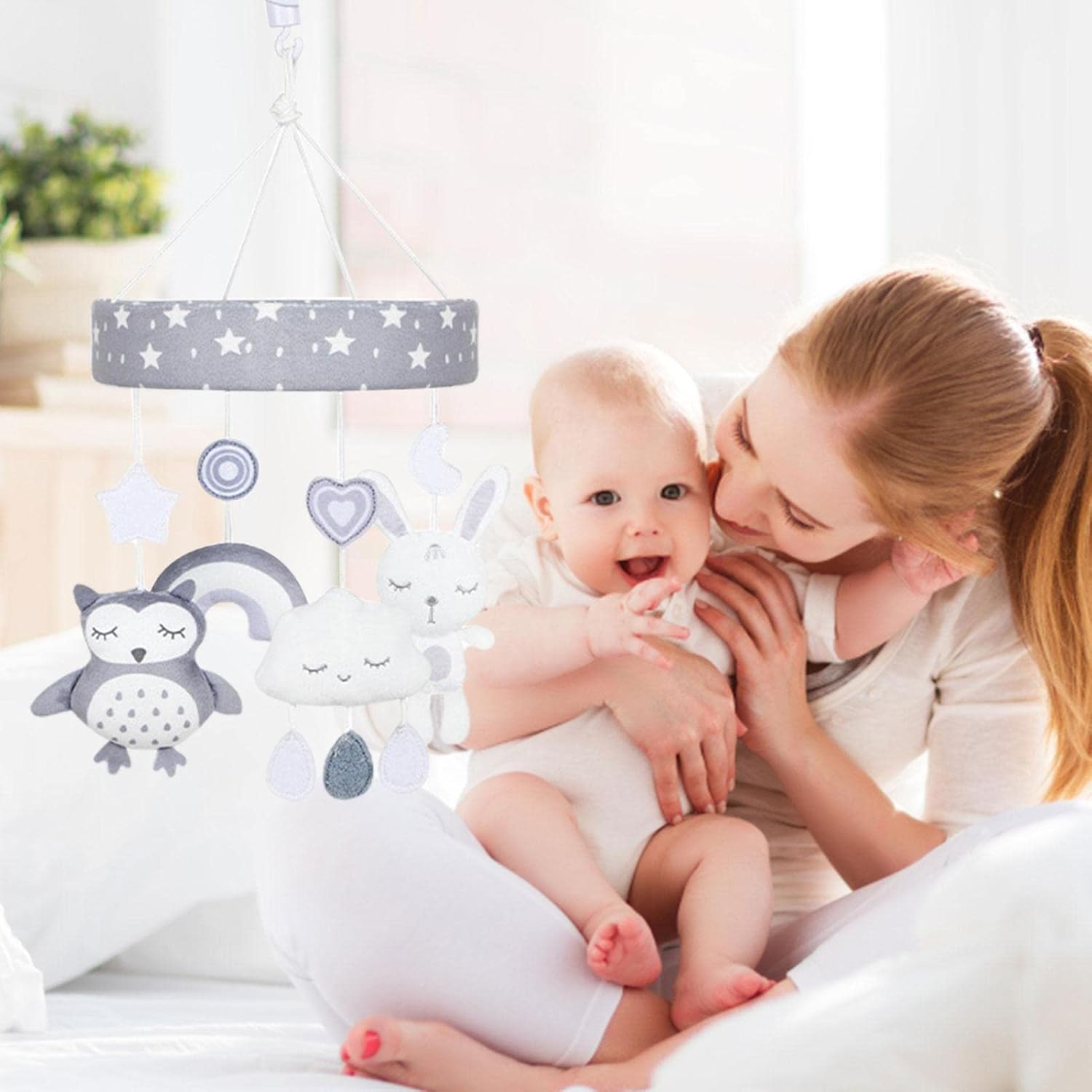 Soft PP Cotton Baby Crib Mobile with Music - 360° Rotating Animal Rattle for Newborn Sensory Development