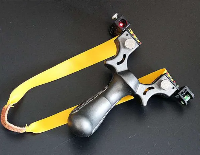 High Precision Laser Slingshot, Resin Construction Flat Band Shooting Toy for Outdoor Hunting & Target Practice