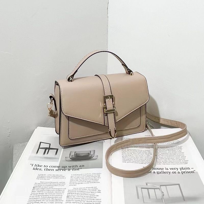 Niche design 2022 new bags women's bags high-end autumn and winter women's small bags shoulder crossbody handbag small square bag Khaki one size