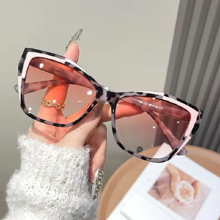 Trendy Contrast Color Cat Eye Sunglasses 2026 New Glasses Frame Women Personality Versatile Sun Glasses Shades UV400 Очки