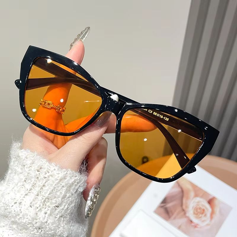 Trendy Contrast Color Cat Eye Sunglasses 2026 New Glasses Frame Women Personality Versatile Sun Glasses Shades UV400 Очки
