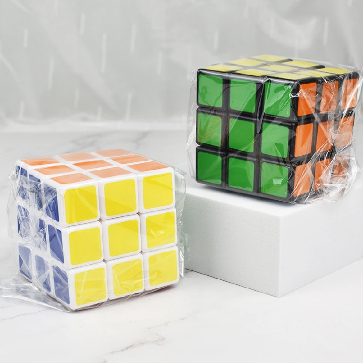 PAFEL High Quality Professional Rubik's Cube 3x3x3 Quick Turn Rubik's Cube Pocket Puzzle Durable Design Rubik's Cube for Kids to Improve Cognitive Skills Perfect Toy Gift