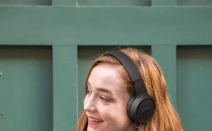 Brand New JBL Tune 760BT: Noise-cancelling Wireless Headset On-Ear Headphones with Pure bass Sound Hands free calls Foldable design light weight earphones Head Set