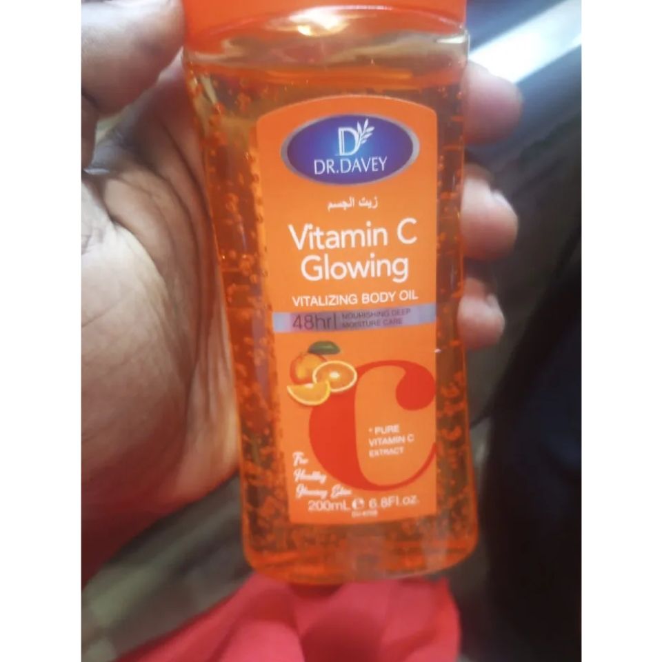 Dr. Davey Vitamin C Glowing Body Oil 200ml – Brightening & Nourishing Moisturizing Oil with Pure Vitamin C Extract for Healthy Radiant Skin, 48H Moisture