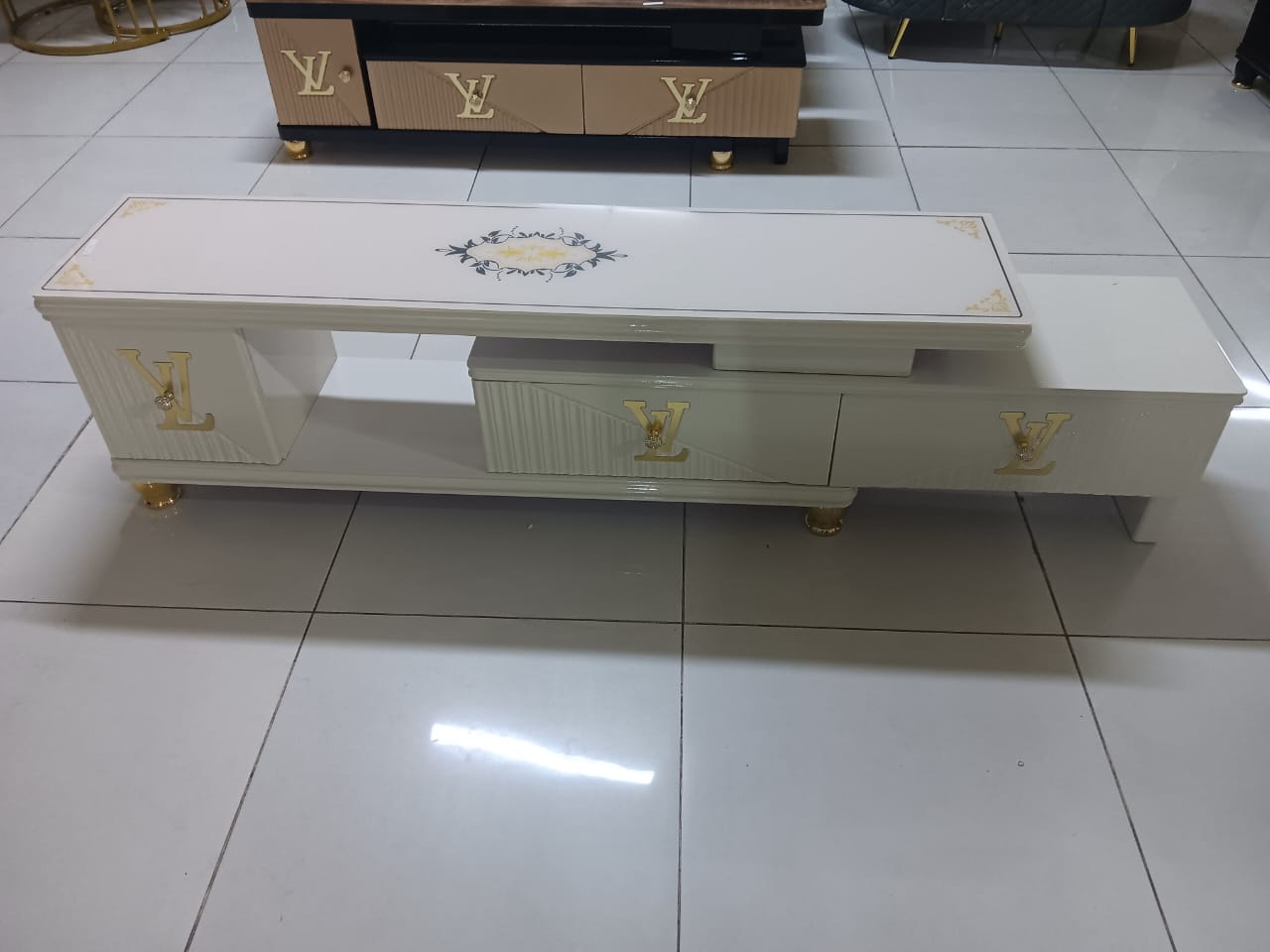 ON OFFER! Modern TV Stand 6FT Wooden with Marble Top With LED Lights Can Fit upto 55 Inch TV High Quality TV Stands Stylish Classic and Durable
