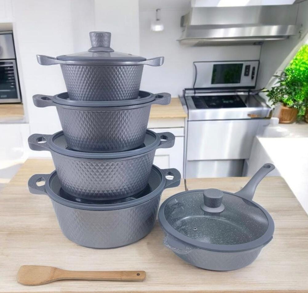 Bosch 11pc Cookware Set with Silicone Lid Covers – Premium Non-Stick Pots & Pans with Heat-Resistant Handles, Vented Glass Lids & Universal Silicone Covers – Gas & Electric Compatible