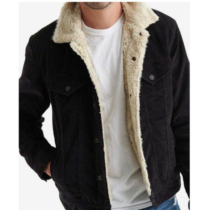 Black Unisex Fur Denim Jackets – Stylish Winter Outerwear with Detachable Faux Fur Collar, Stone-Washed Cotton & Button Closure for Men & Women
