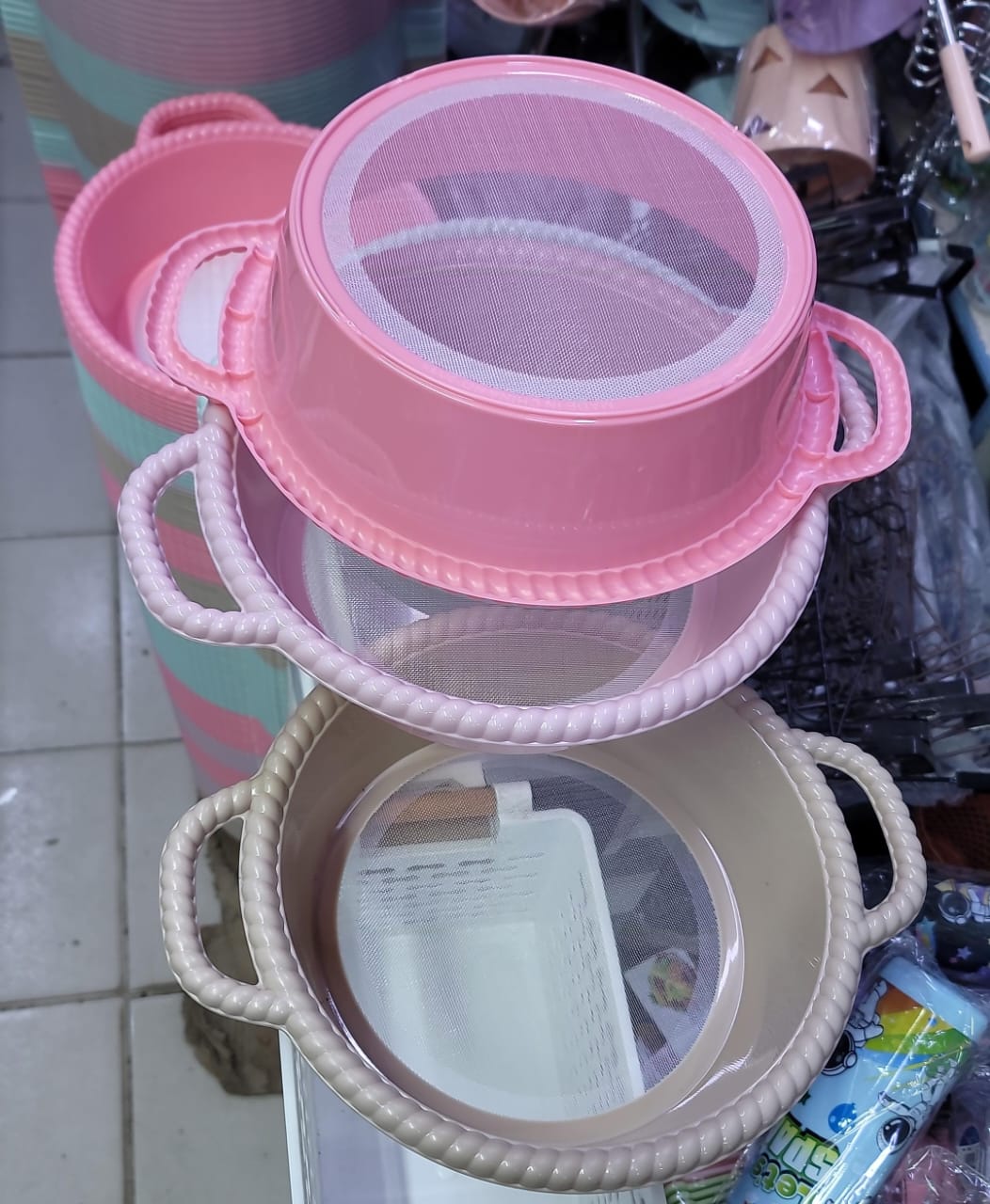 RESTOCKED!!! 1PC RICE STAINER Perforated Wash Rice Colander with Handle Strainer Sieve Washing Bowl For Rice, Fruits & Vegetables.