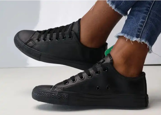 All Black Leather Canvas  Rubber Shoes High Quality Casual Sneakers For Men And Women Durable Comfortable Street Style Lace Up Fashion Shoes For Daily Wear Trendy Classic Design