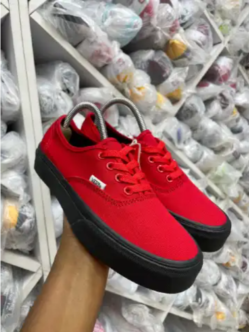 Good quality Vans Off The Wall Unisex Old Skool Fashion Shoes Classic Skate Sneakers Durable Canvas Low Top Casual Streetwear Comfortable Everyday Wear For Men And Women Premium Quality  Best Seller