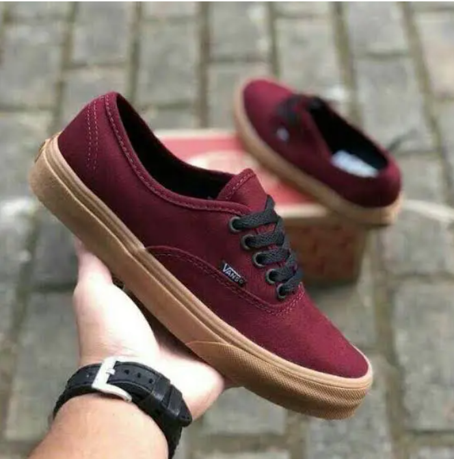 Good quality Vans Off The Wall Unisex Old Skool Fashion Shoes Classic Skate Sneakers Durable Canvas Low Top Casual Streetwear Comfortable Everyday Wear For Men And Women Premium Quality  Best Seller