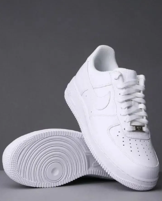 ON OFFER Air Force 1 White Sneakers high quality stylish and comfortable unisex sneakers. Perfect for casual wear. Shop Airforce 1 Air Jordan Air Max TN trendy sneakers at the best price durable class