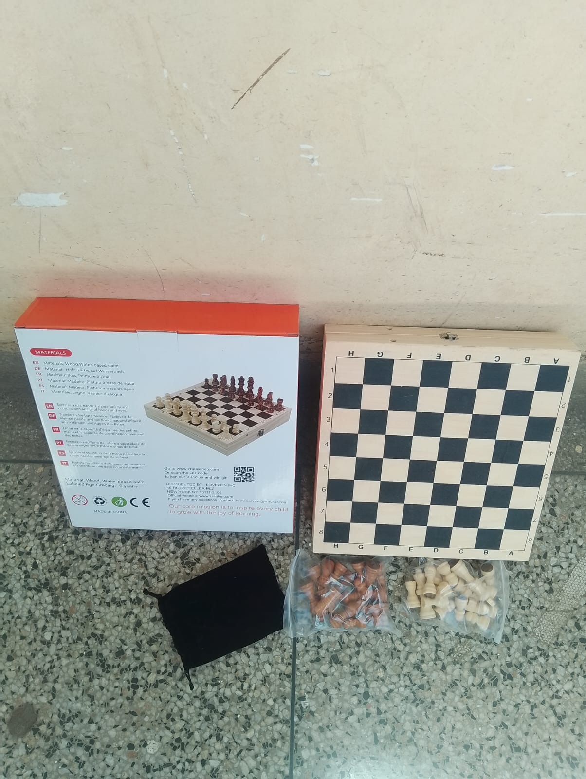 Classic & Fun! 2-in-1 Chess Set — Board & Magnetic Pieces