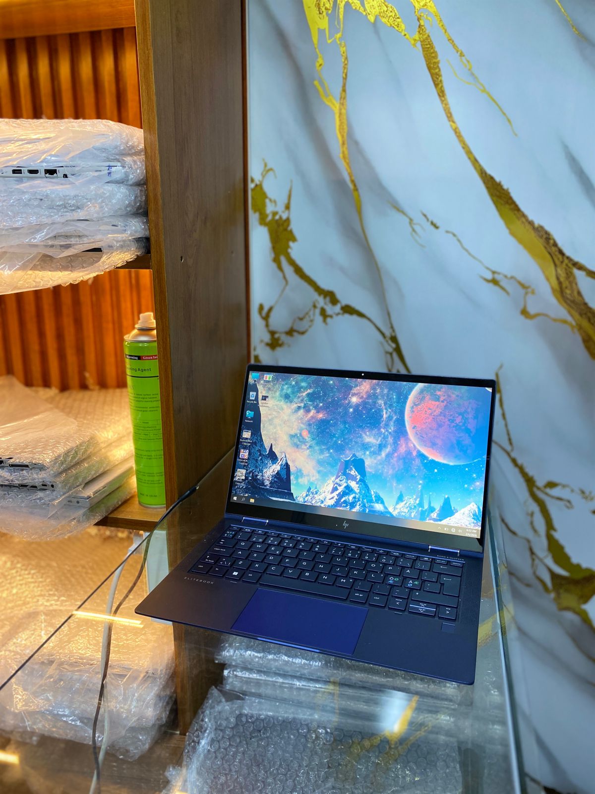 HP Elite Dragonfly G2 11th Generation Intel Core i7 16GB Ram 512GB SSD X360 Touch Screen Intel Iris Xe Graphics 13-inch FHD Display REFURBISHED LAPTOP