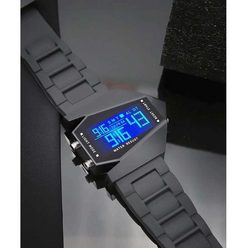Cool Aircraft Shape Digital Watch, LED Display Waterproof Sports Watch with Luminous Backlight, Alarm Clock & Stopwatch, for Students Teens Men Women